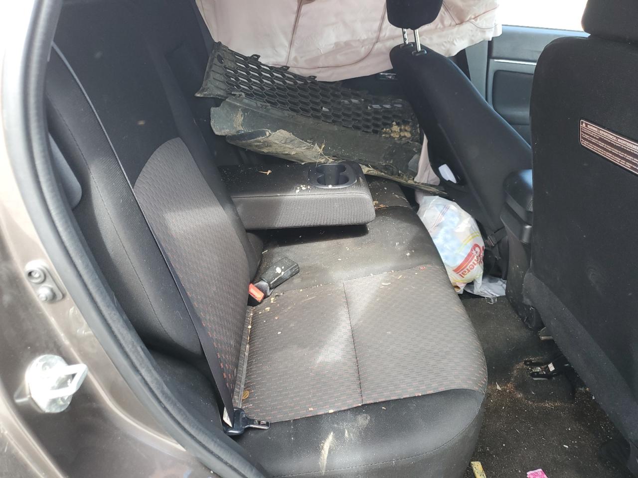 2018 Mitsubishi Outlander Sport Es VIN: JA4AR3AU3JZ028945 Lot: 84948745