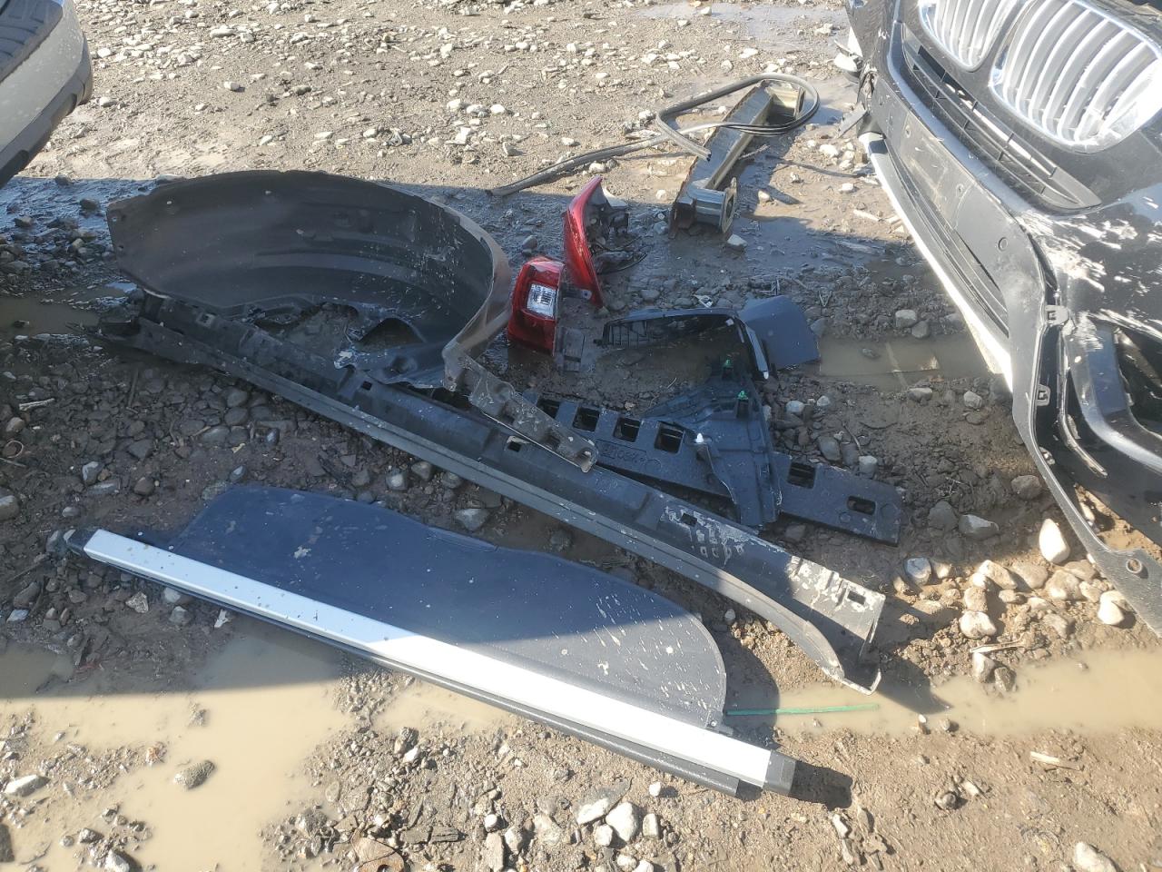 2017 Subaru Outback 2.5I Premium VIN: 4S4BSAFC3H3318128 Lot: 87376825