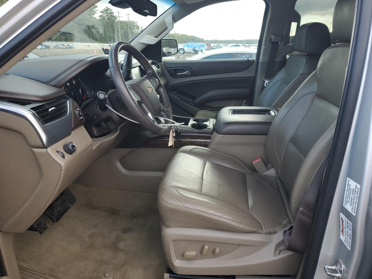 2017 Chevrolet Tahoe C1500 Lt VIN: 1GNSCBKC7HR125563 Lot: 85784775