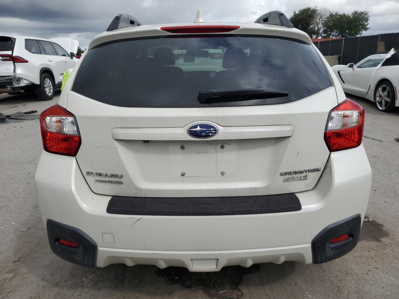 2016 Subaru Crosstrek Limited VIN: JF2GPANC8G8268231 Lot: 86187335