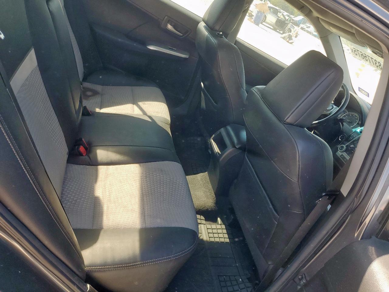 2012 Toyota Camry Base VIN: 4T1BF1FK4CU015289 Lot: 83775675