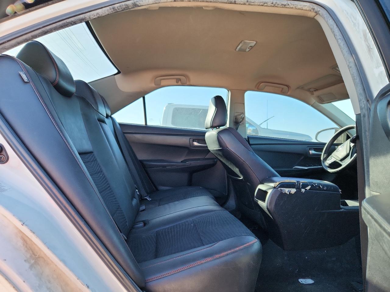 2015 Toyota Camry Le VIN: 4T1BF1FK1FU038548 Lot: 82595125
