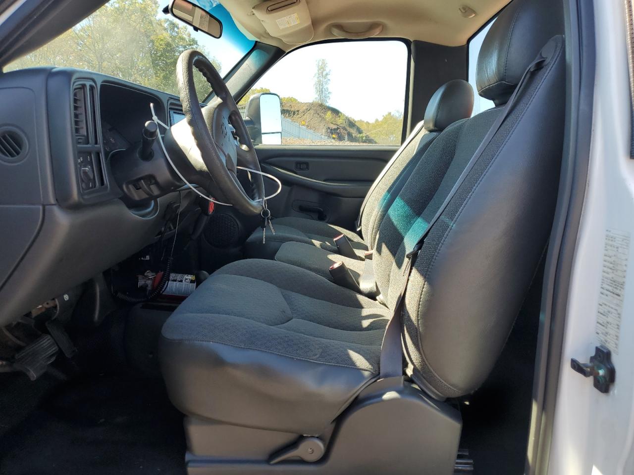 2003 Chevrolet Silverado K3500 VIN: 1GBJK34U63E361239 Lot: 85174935