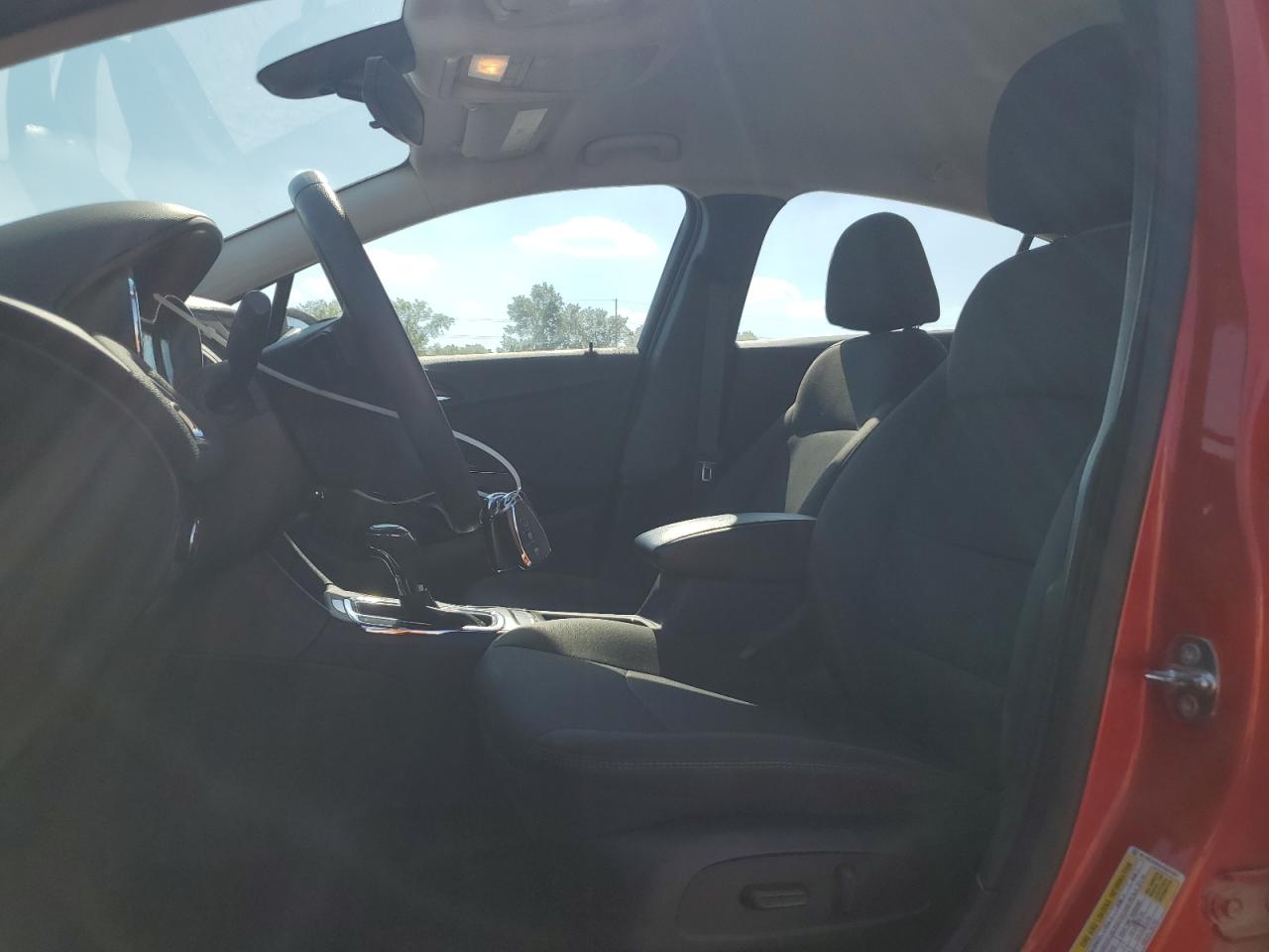 2017 Chevrolet Cruze Lt VIN: 3G1BE6SM2HS561097 Lot: 84968085