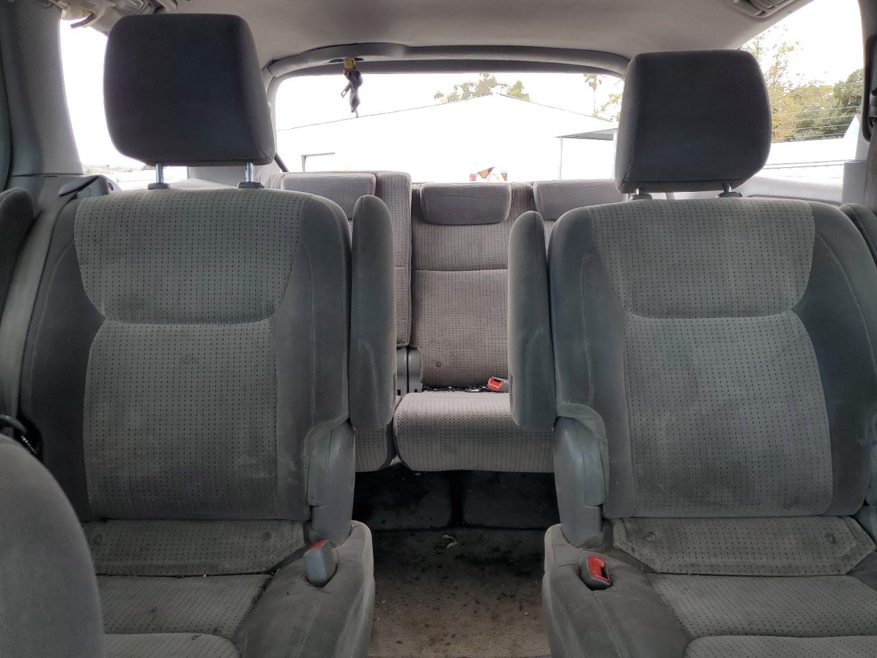 2010 Toyota Sienna Ce VIN: 5TDKK4CCXAS322952 Lot: 82291255