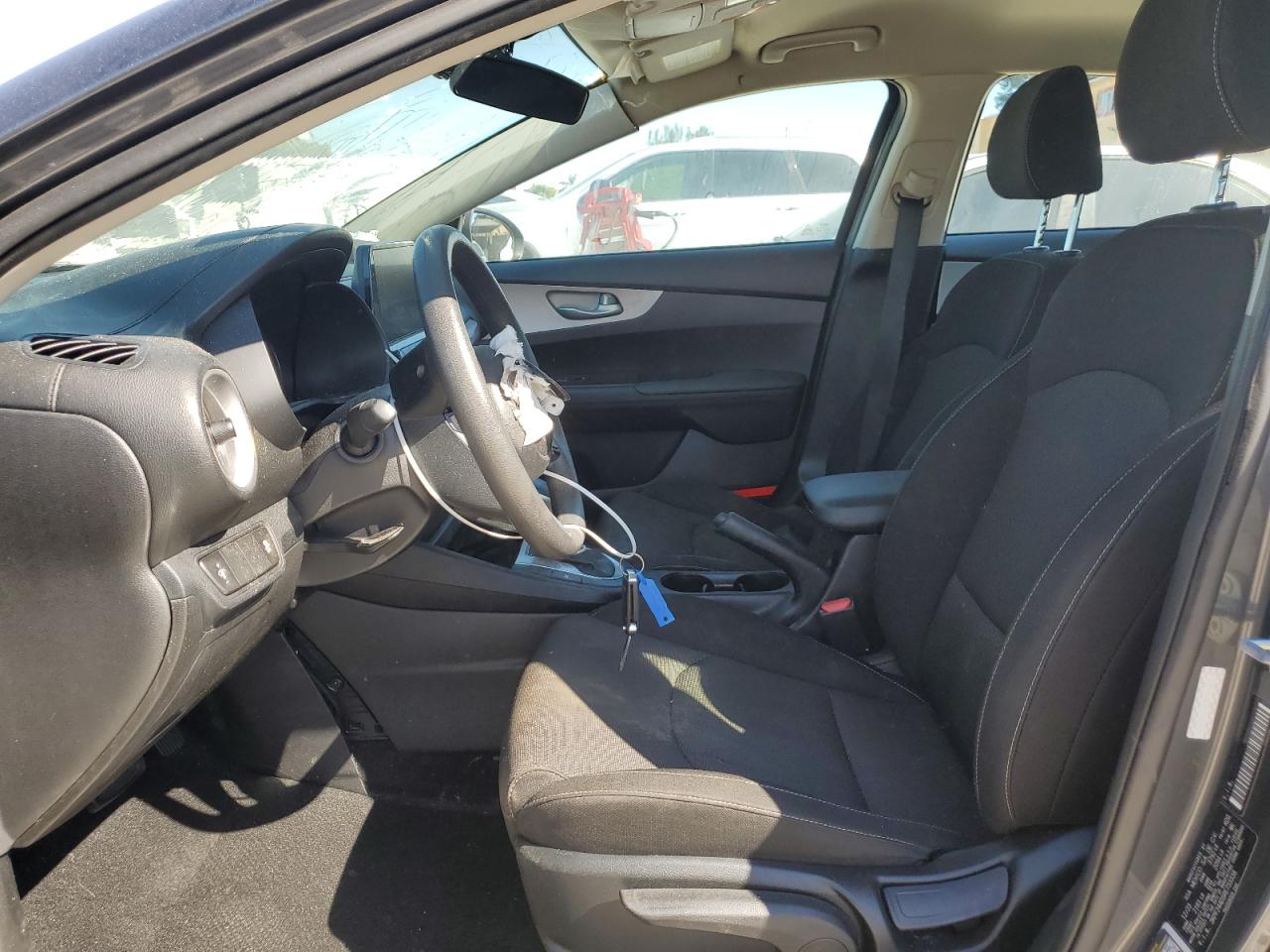 2024 Kia Forte Lx VIN: 3KPF24AD5RE733338 Lot: 85392055