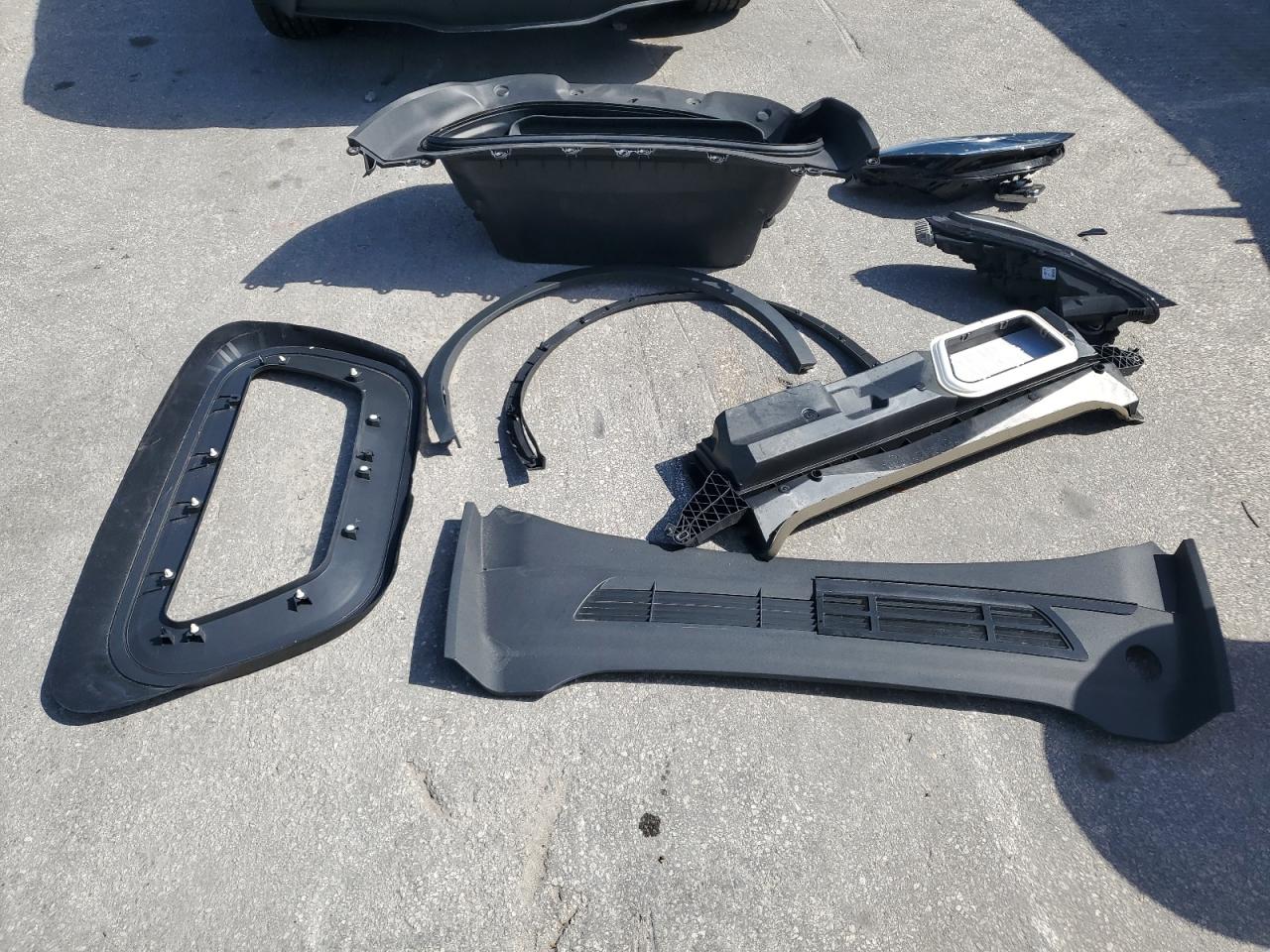 2023 Tesla Model Y VIN: 7SAYGDEE5PA118955 Lot: 89632625