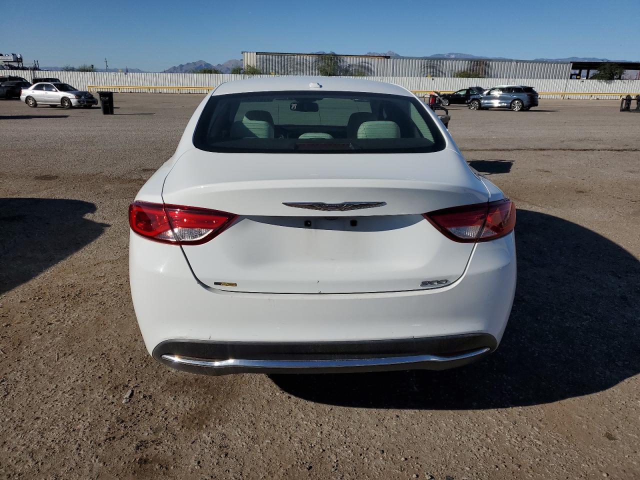 2015 Chrysler 200 Limited VIN: 1C3CCCAB1FN743272 Lot: 81972285