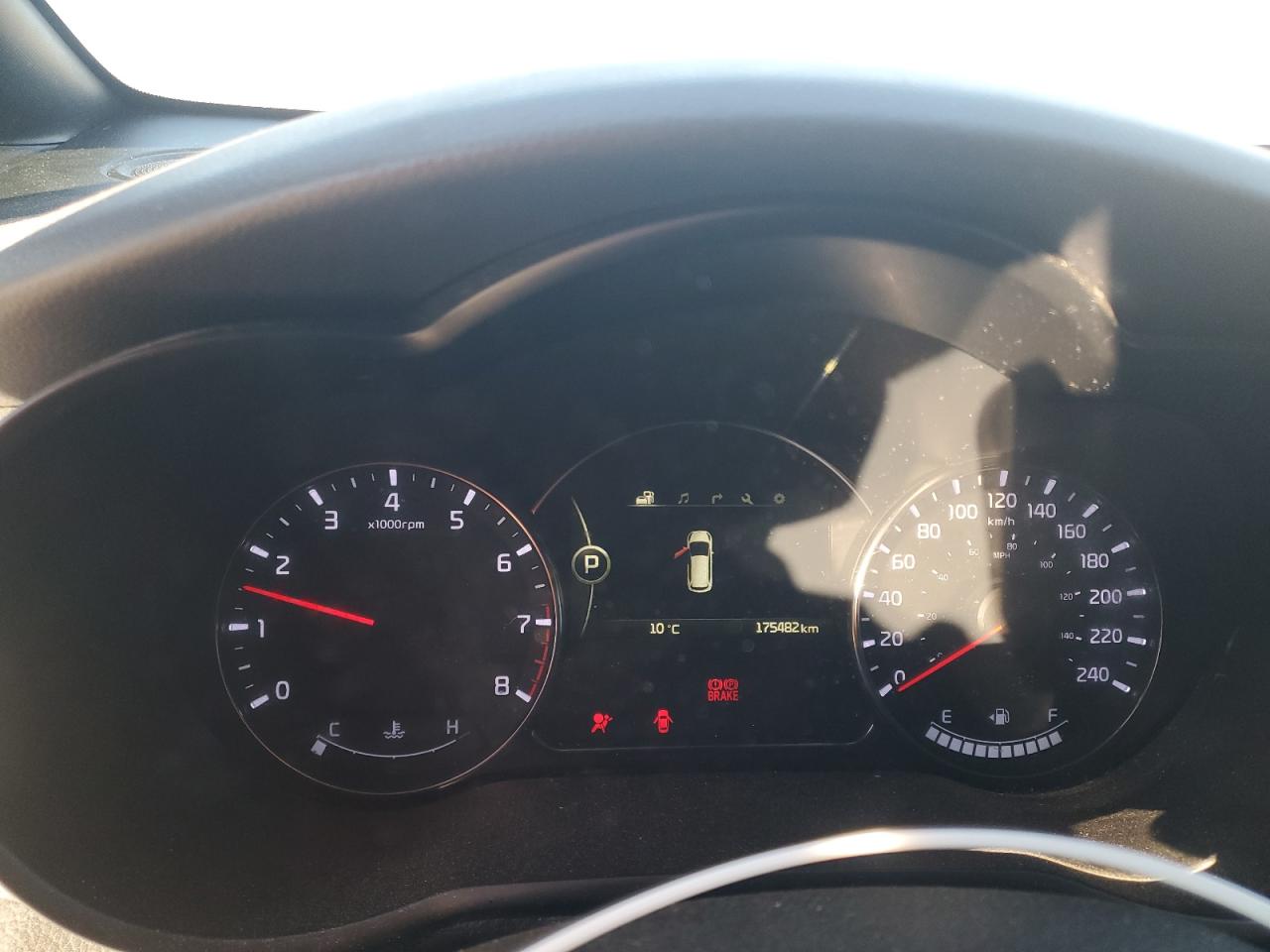 2015 Kia Rondo VIN: KNAHU8A35F7082111 Lot: 81961815