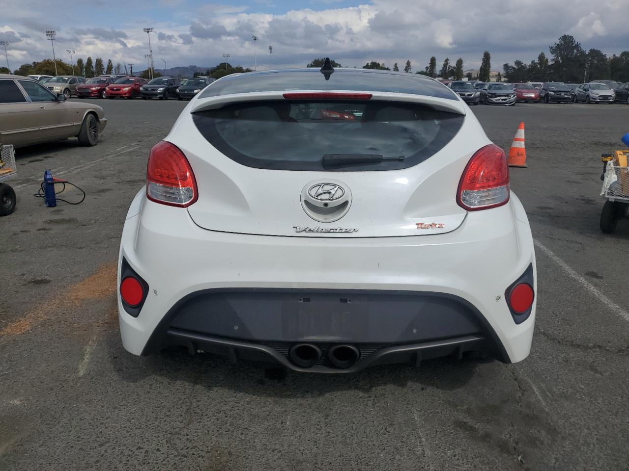 2016 Hyundai Veloster Turbo VIN: KMHTC6AE5GU300181 Lot: 86185295