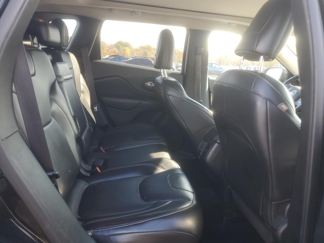 2015 Jeep Cherokee Limited VIN: 1C4PJMDS8FW635701 Lot: 86885205