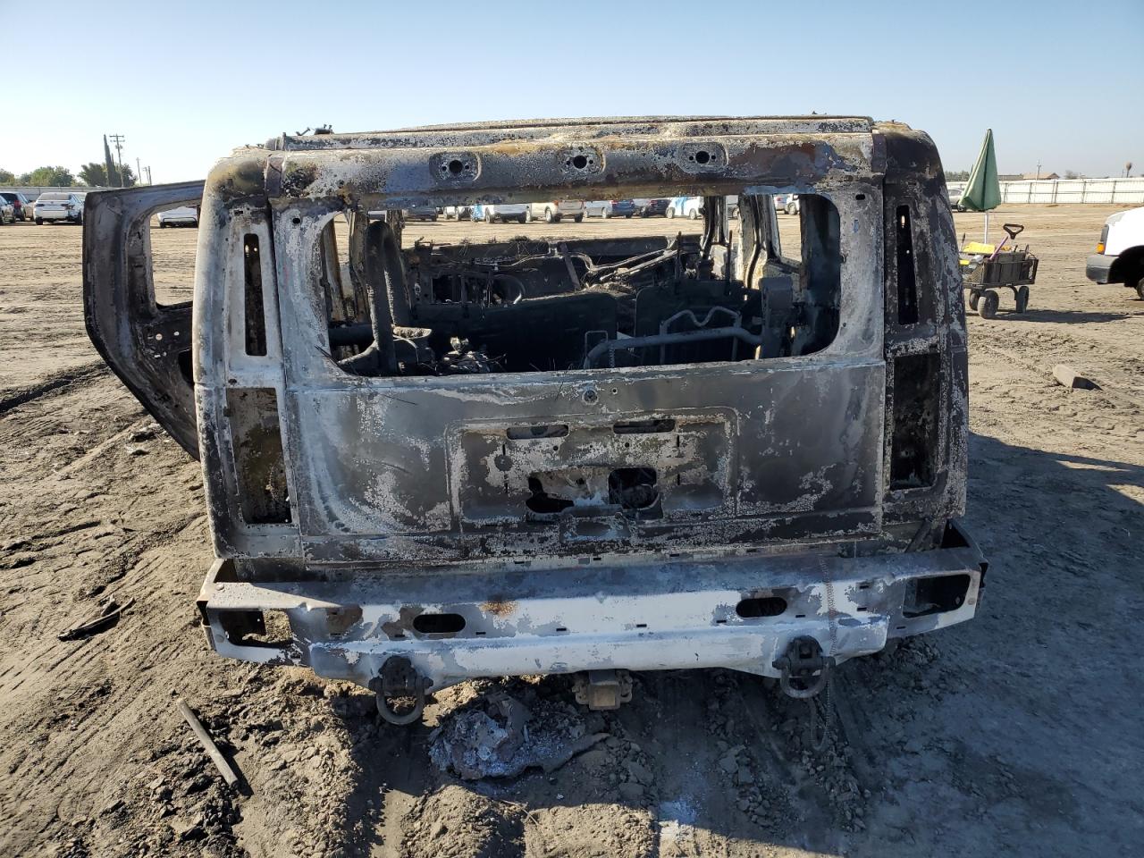 2003 Hummer H2 VIN: 5GRGN23U03H142251 Lot: 82373385