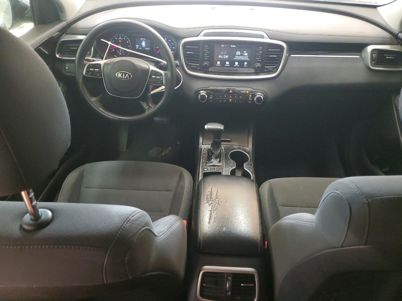 2019 Kia Sorento L VIN: 5XYPG4A35KG584063 Lot: 85785515