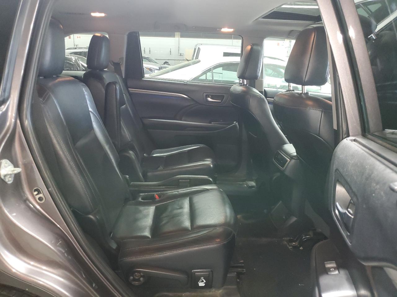 2019 Toyota Highlander Limited VIN: 5TDDZRFH5KS965221 Lot: 82009665