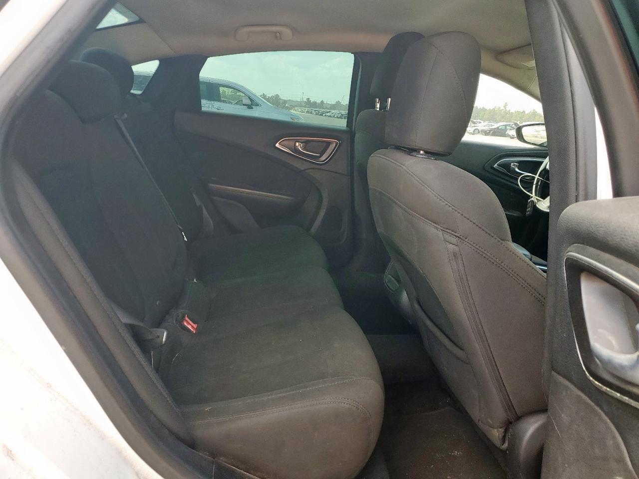 2016 Chrysler 200 Limited VIN: 1C3CCCAB9GN160210 Lot: 86337245