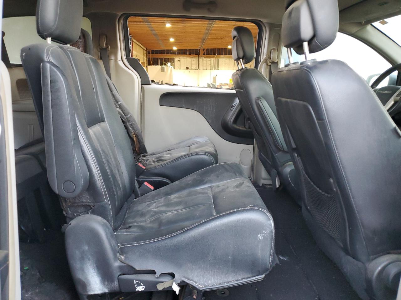 2016 Chrysler Town & Country Touring VIN: 2C4RC1BG1GR282437 Lot: 86299685