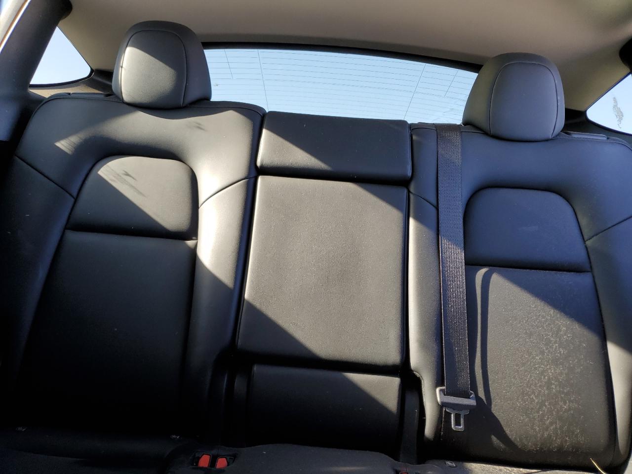 2024 Tesla Model Y VIN: 7SAYGDEE8RF107387 Lot: 90515795