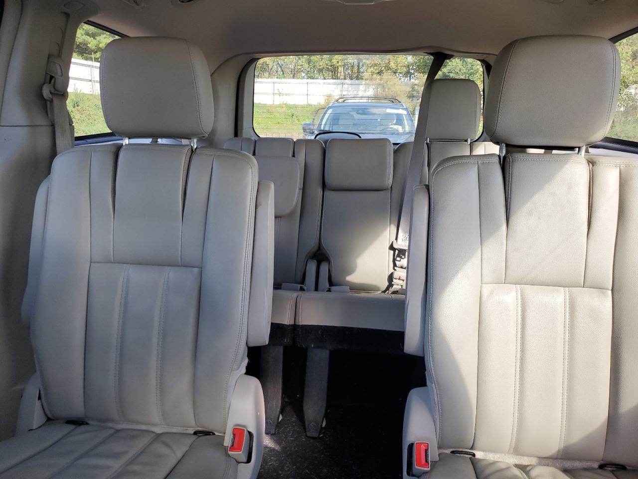 2013 Chrysler Town & Country Touring VIN: 2C4RC1BG4DR526223 Lot: 85713575