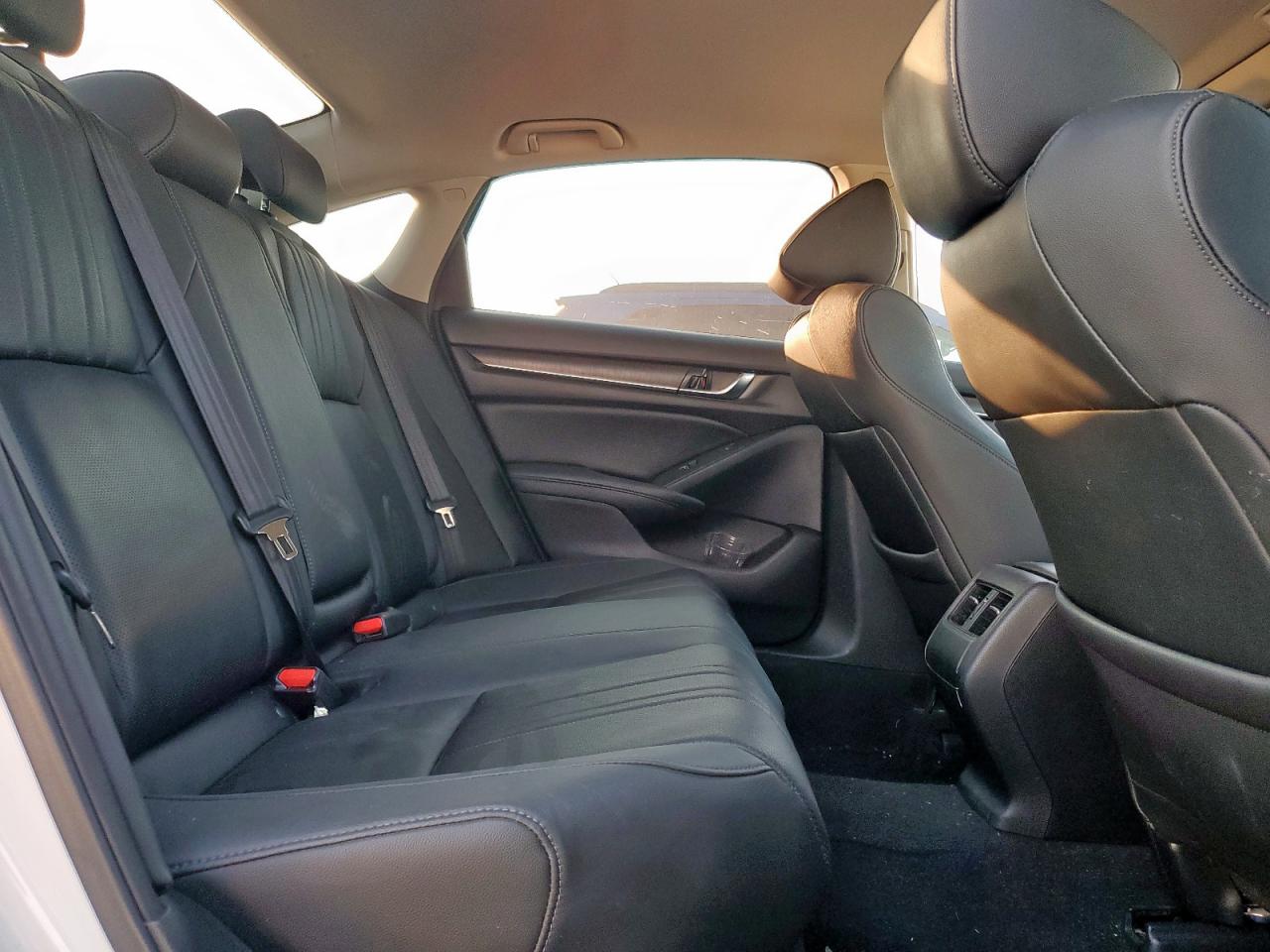 2020 Honda Accord Touring Hybrid VIN: 1HGCV3F94LA003926 Lot: 85309175