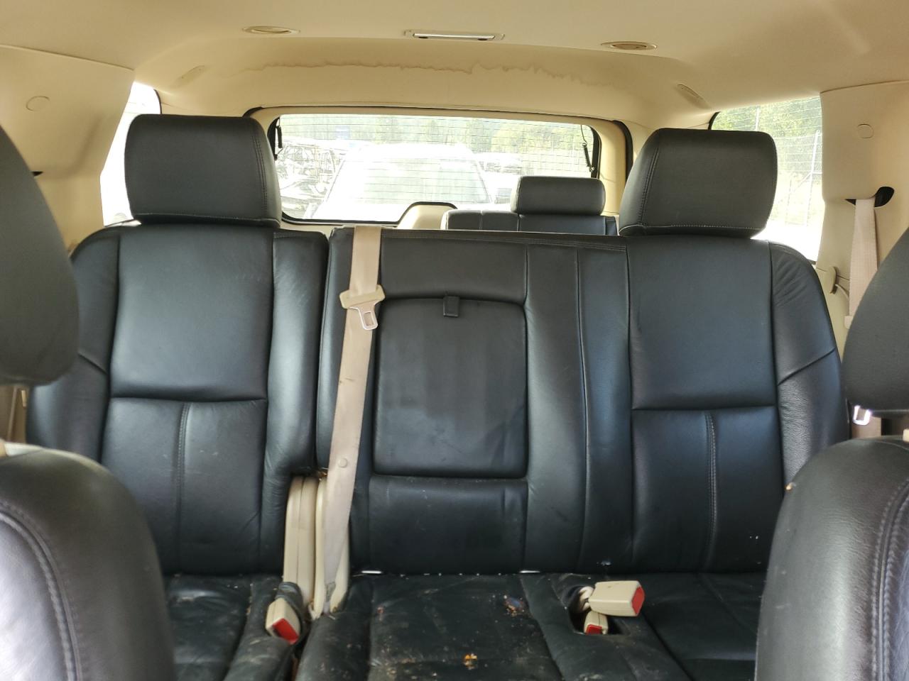 2011 Chevrolet Tahoe K1500 Ls VIN: 1GNSKAE03BR138364 Lot: 85530205