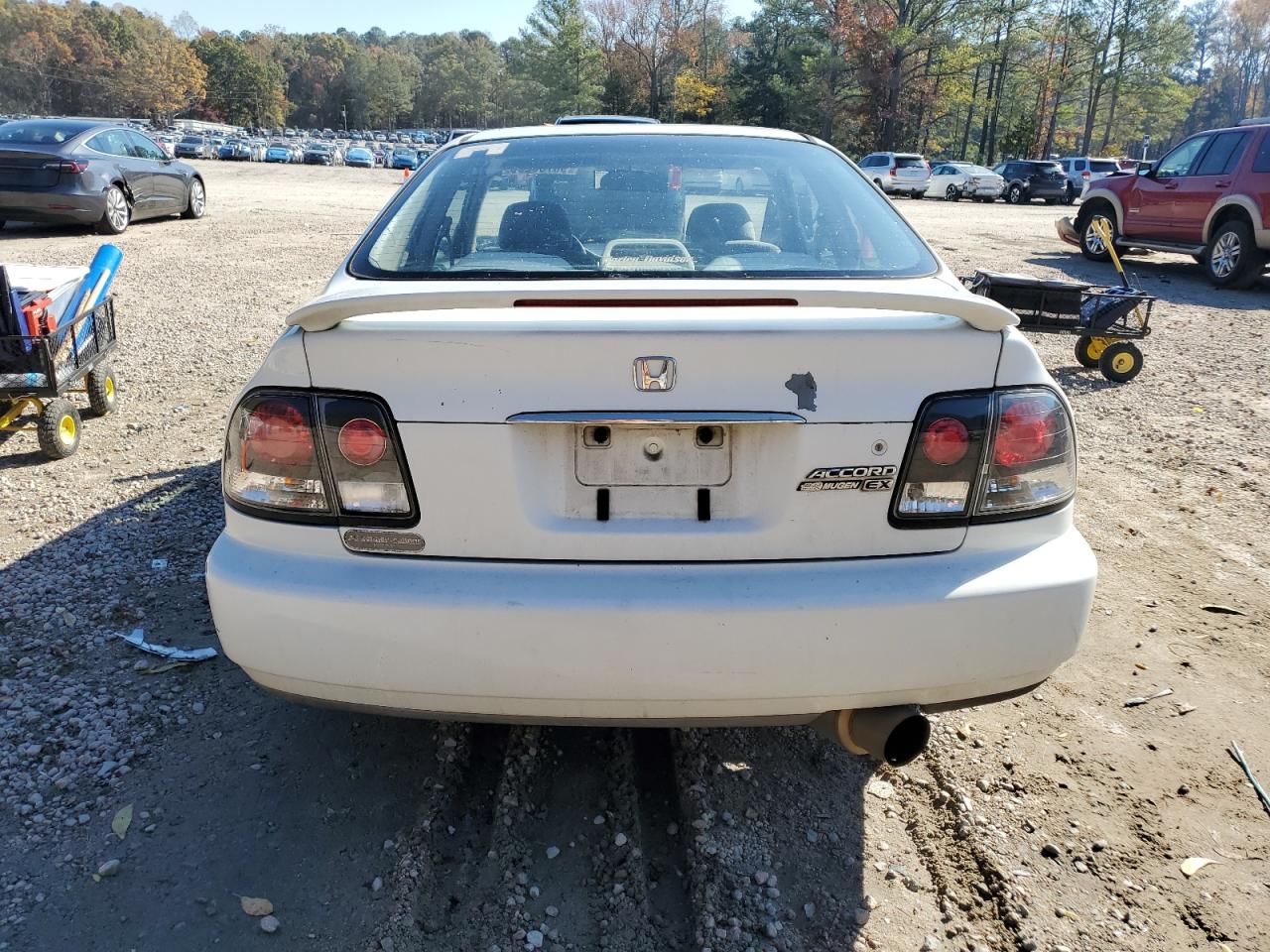 1996 Honda Accord Ex VIN: 1HGCD7153TA010901 Lot: 90700285