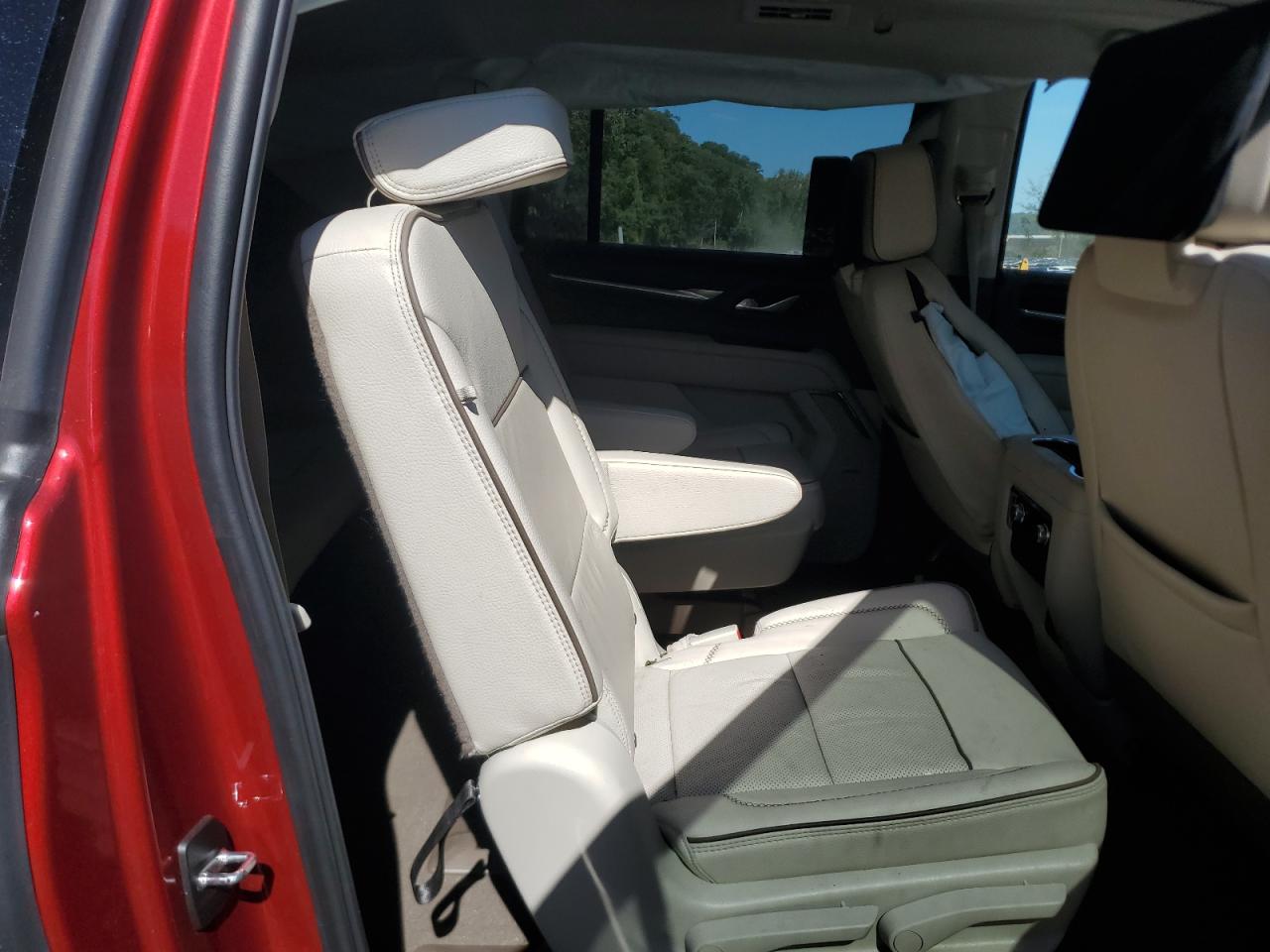 2024 GMC Yukon Xl Denali VIN: 1GKS2JKL0RR135640 Lot: 85129125