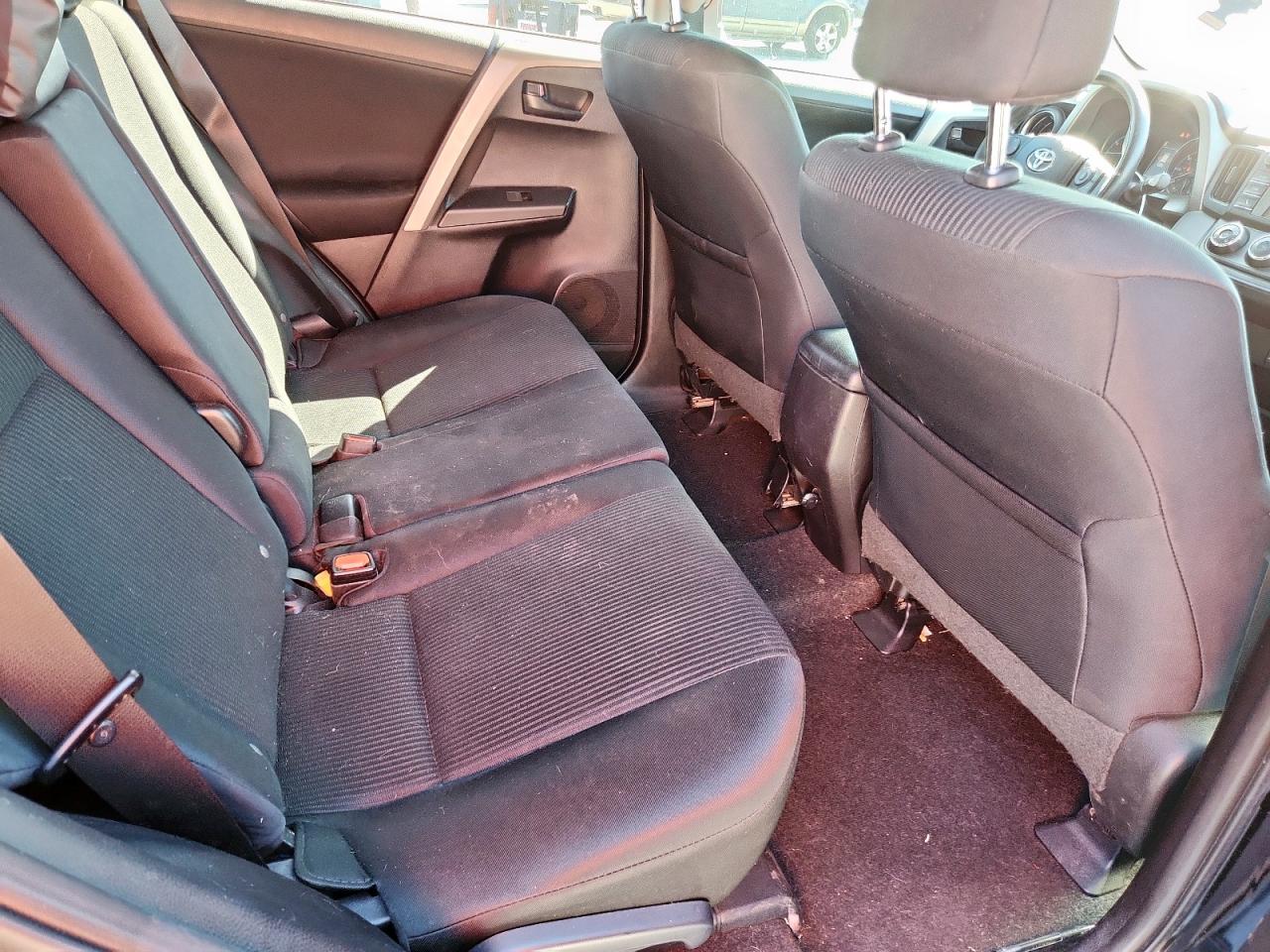 2017 Toyota Rav4 Le VIN: 2T3ZFREV2HW357864 Lot: 82385625