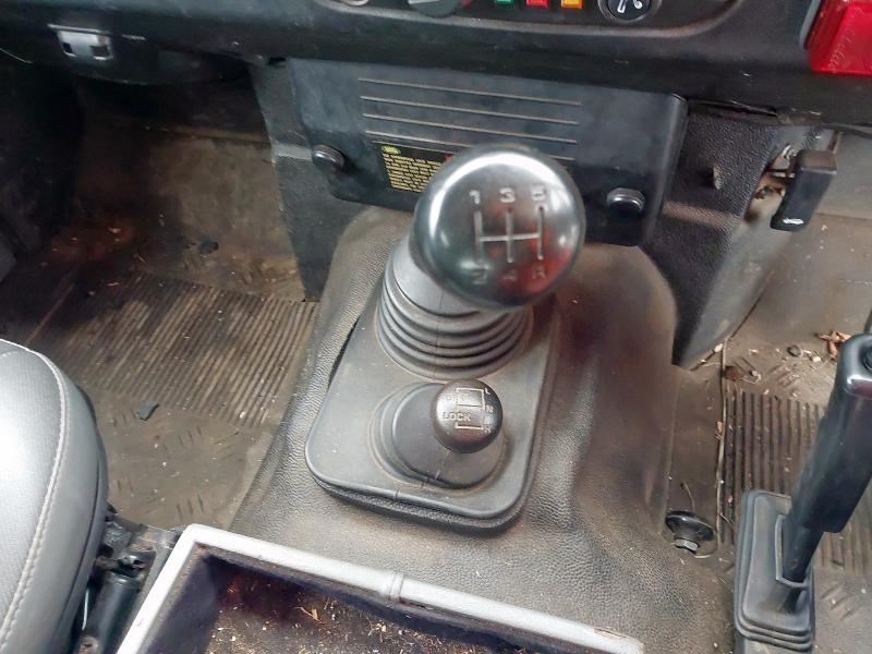 1999 LAND ROVER DEFENDER 110 TD5 