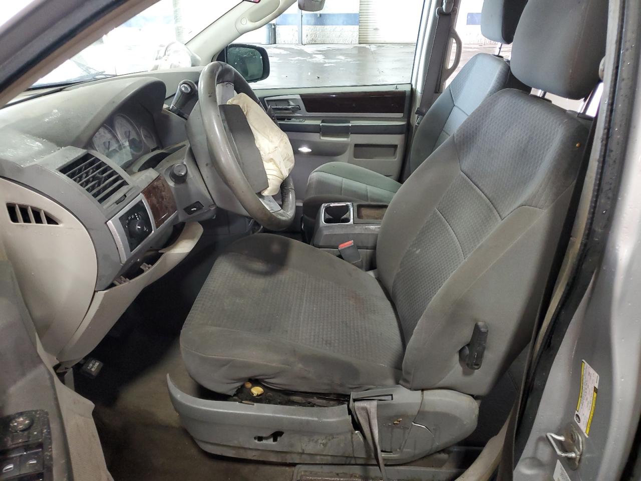 2010 Chrysler Town & Country Touring VIN: 2A4RR5D18AR494039 Lot: 87440325