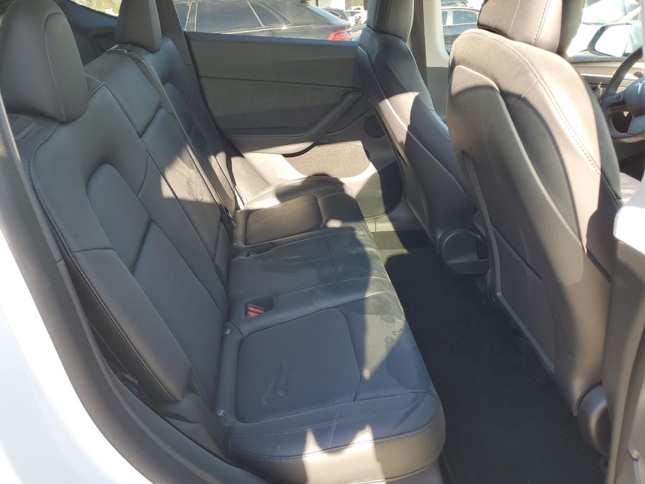 2022 Tesla Model Y VIN: 7SAYGDEE7NF557963 Lot: 87378985