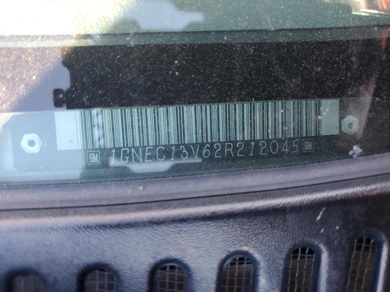 2002 Chevrolet Tahoe C1500 VIN: 1GNEC13V62R212045 Lot: 85407685