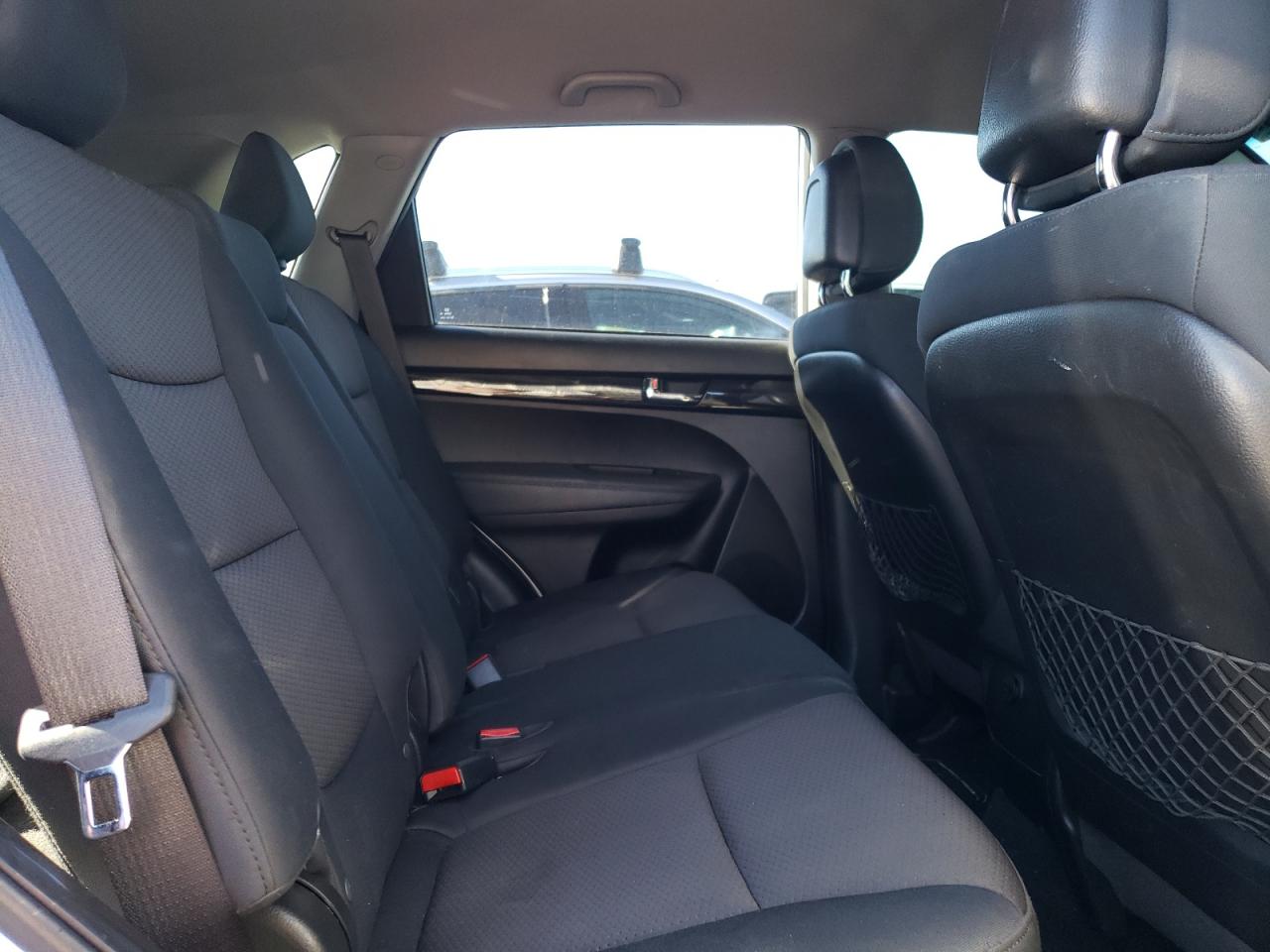 2011 Kia Sorento Base VIN: 5XYKT3A14BG051832 Lot: 84607515