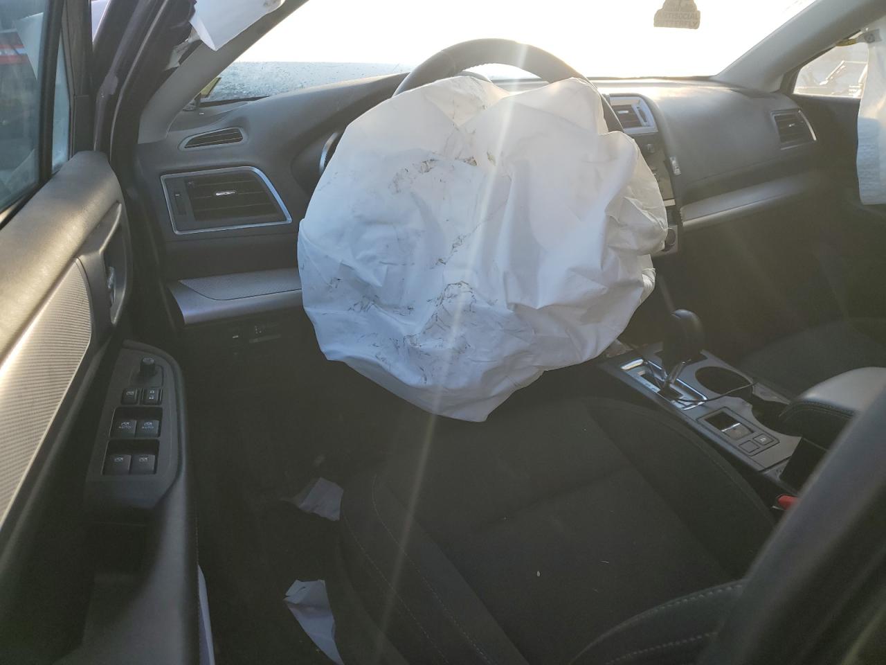 2015 Subaru Legacy 2.5I Premium VIN: 4S3BNAC60F3041459 Lot: 85074485