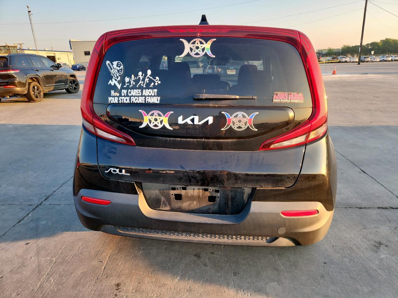 2022 Kia Soul Lx VIN: KNDJ23AU9N7183589 Lot: 81779755