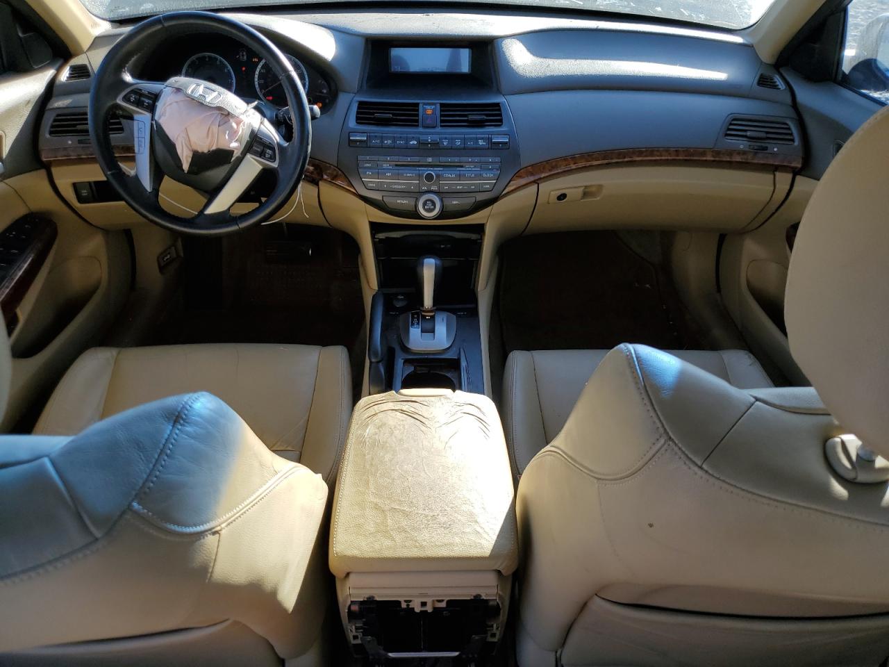 2010 Honda Accord Exl VIN: 1HGCP2F82AA145426 Lot: 85160125