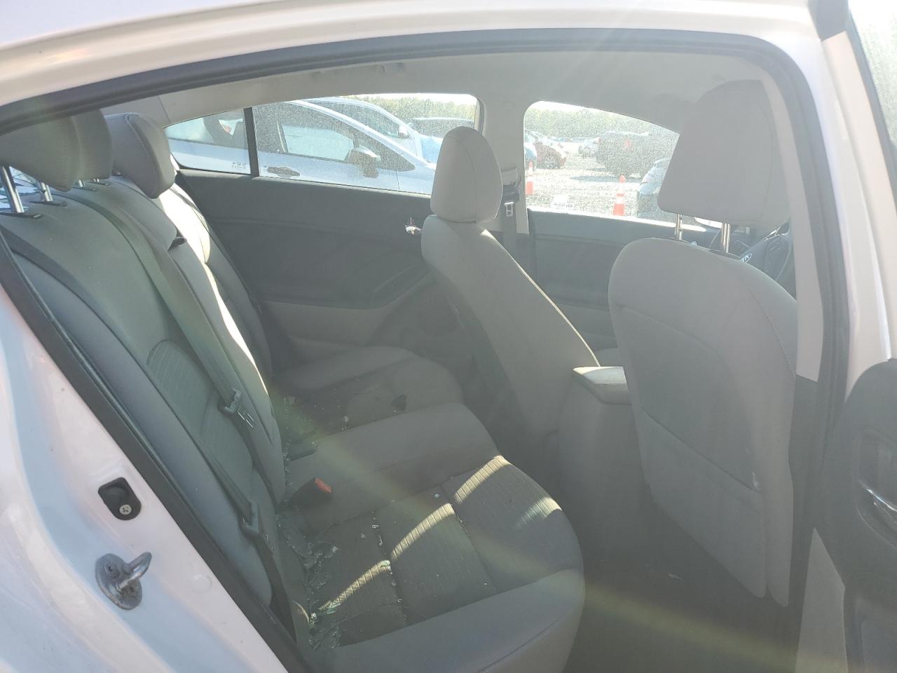 2015 Kia Forte Lx VIN: KNAFX4A63F5368746 Lot: 90678595