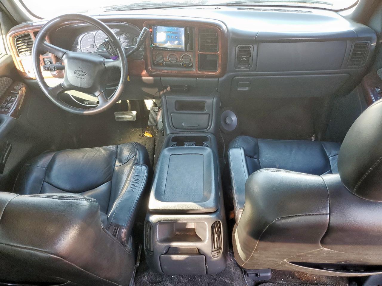 2002 Chevrolet Avalanche C1500 VIN: 3GNEC13T22G283841 Lot: 85498325