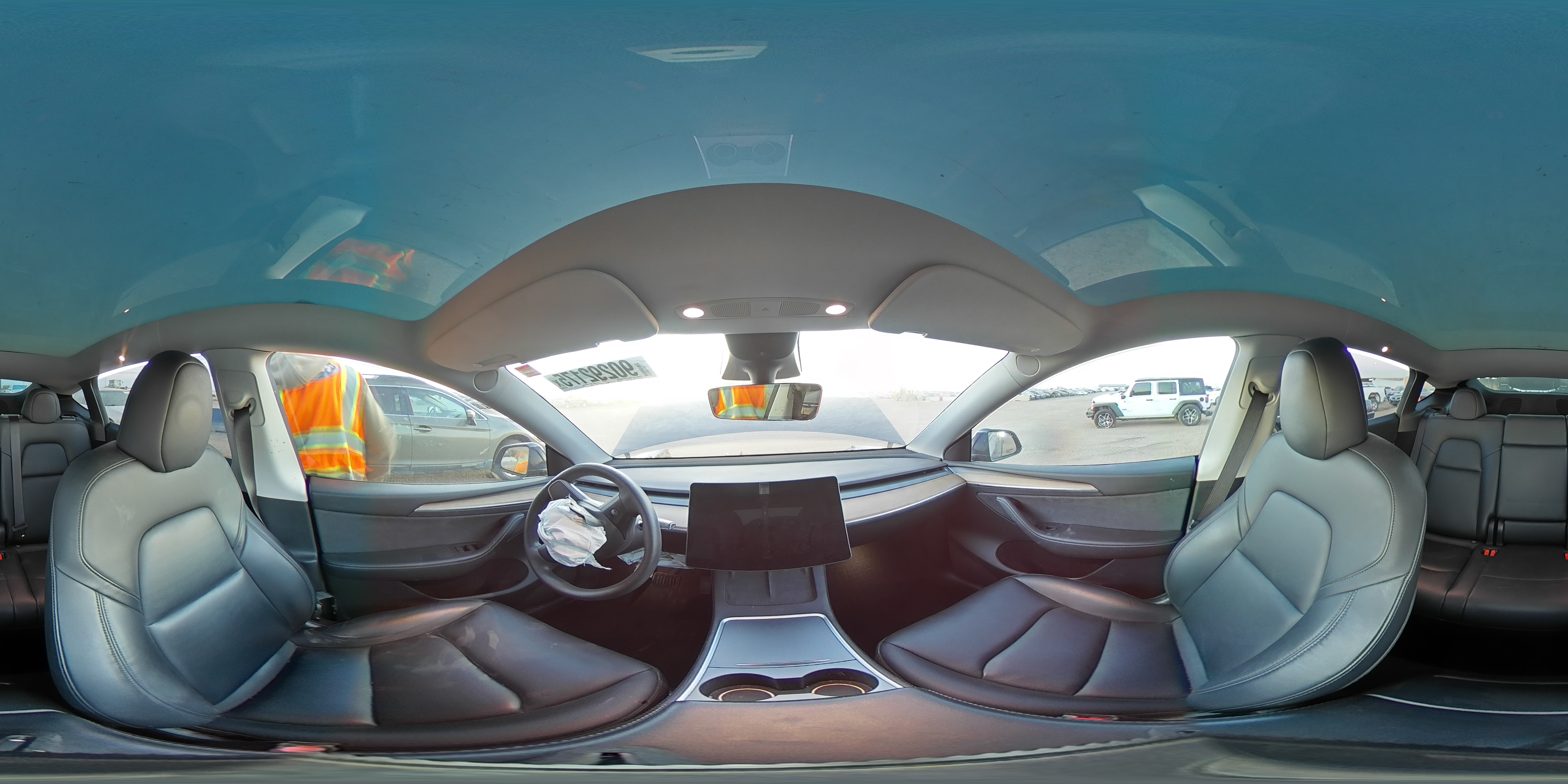 2022 Tesla Model Y VIN: 7SAYGDEE9NA011923 Lot: 90292175