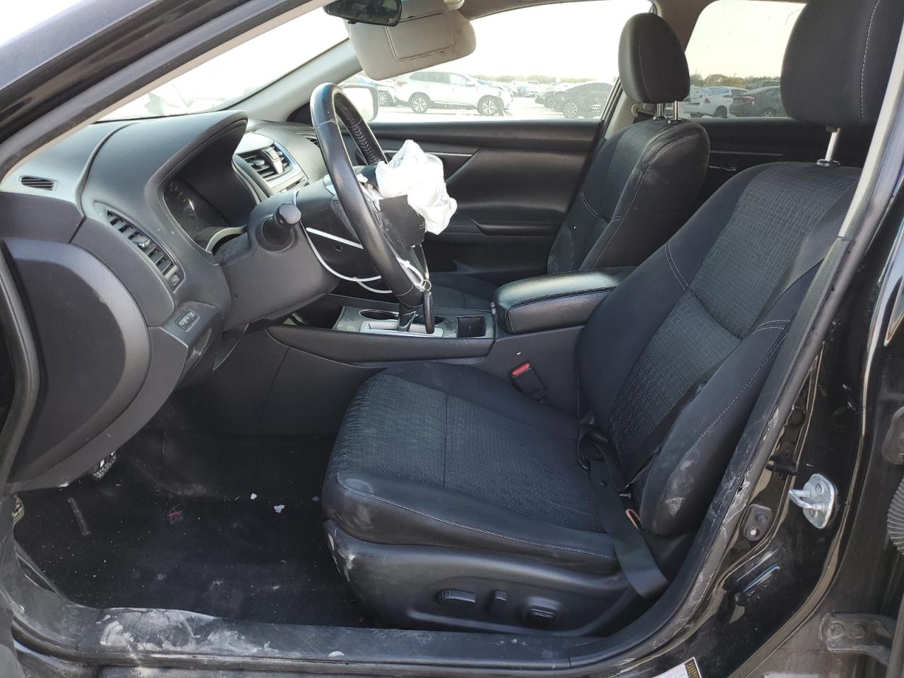 2017 Nissan Altima 2.5 VIN: 1N4AL3AP7HC117700 Lot: 82764495