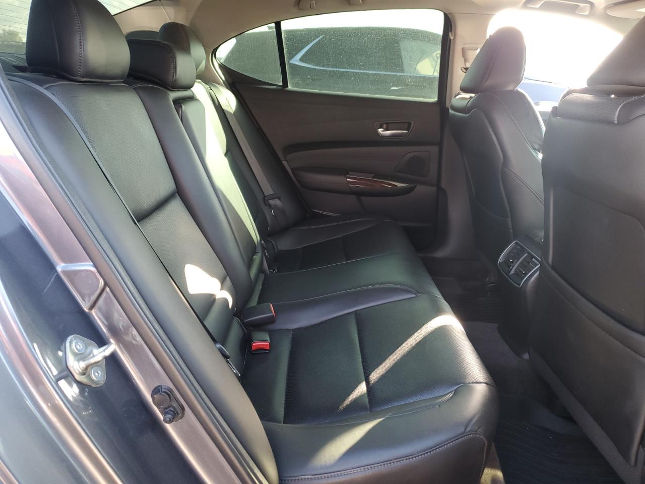 2017 Acura Tlx Advance VIN: 19UUB3F75HA000164 Lot: 90269555