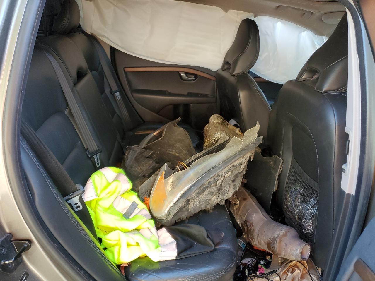 2010 Volvo Xc70 3.2 VIN: YV4960BZ3A1087113 Lot: 84882015