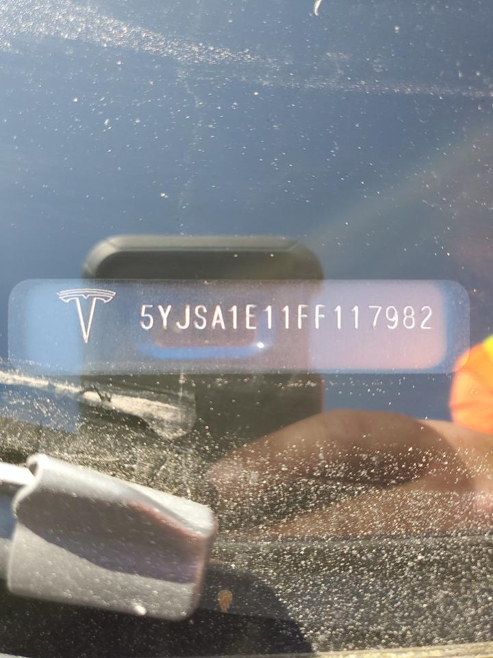 2015 Tesla Model S VIN: 5YJSA1E11FF117982 Lot: 81898665