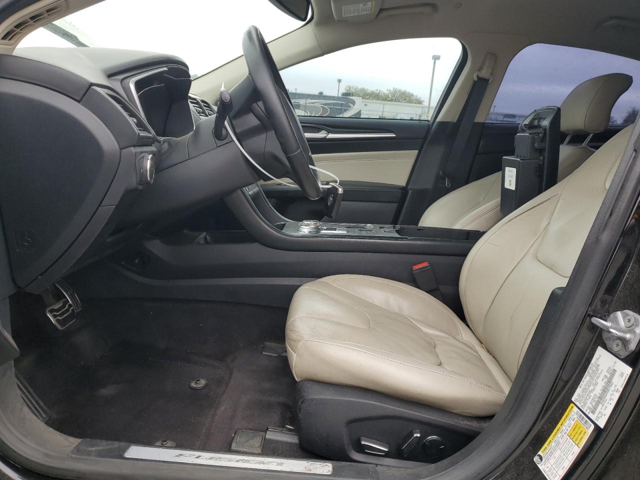 2017 Ford Fusion Titanium Hev VIN: 3FA6P0RU4HR279661 Lot: 81933795