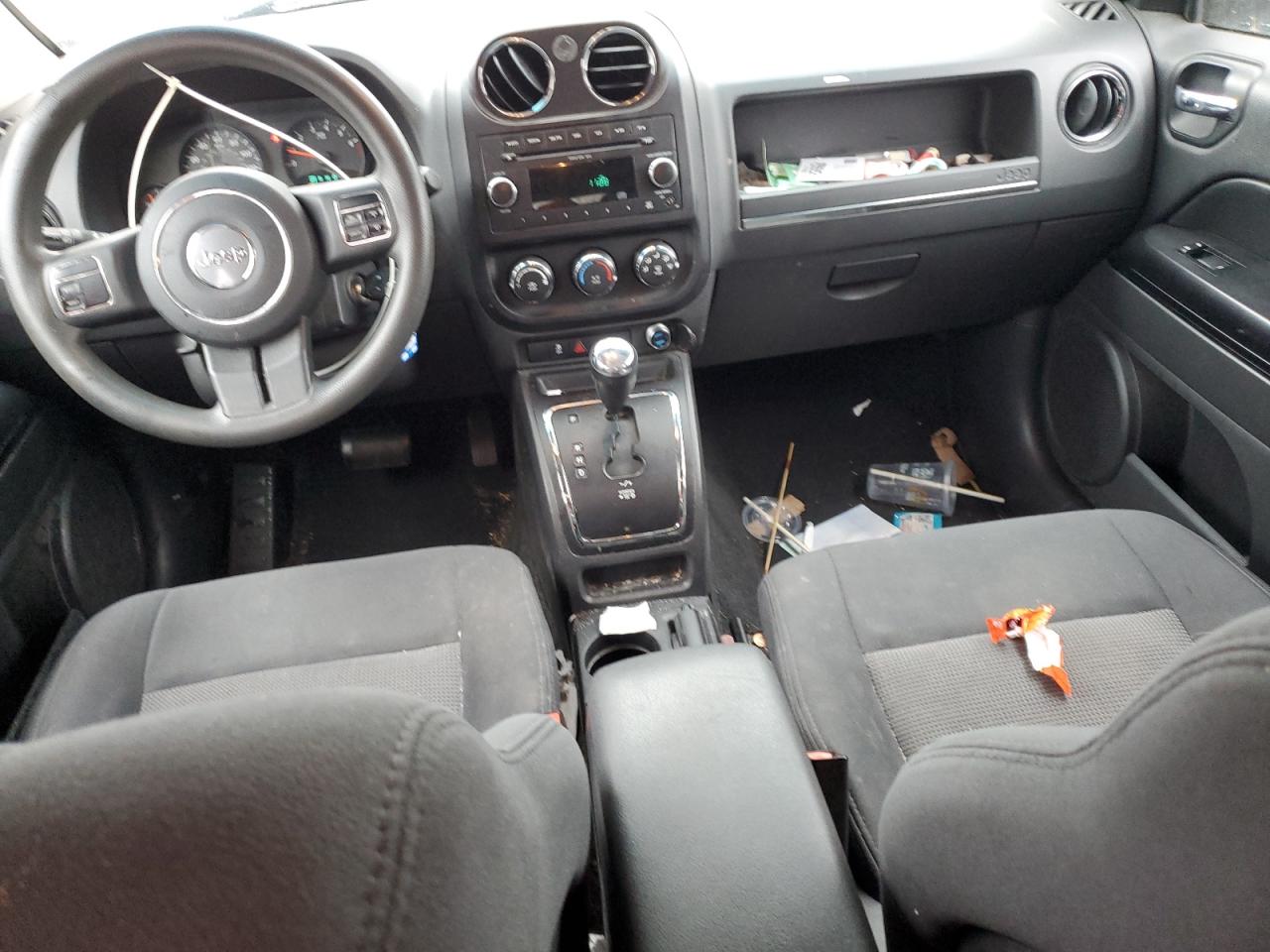 2011 Jeep Compass Sport VIN: 1J4NT1FB6BD156643 Lot: 81946395