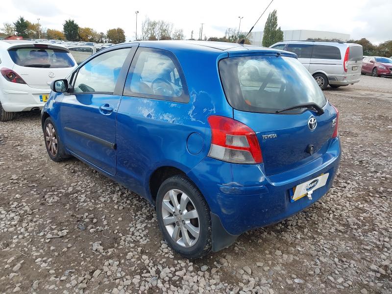 2011 TOYOTA YARIS T SPIRIT VVT-I 