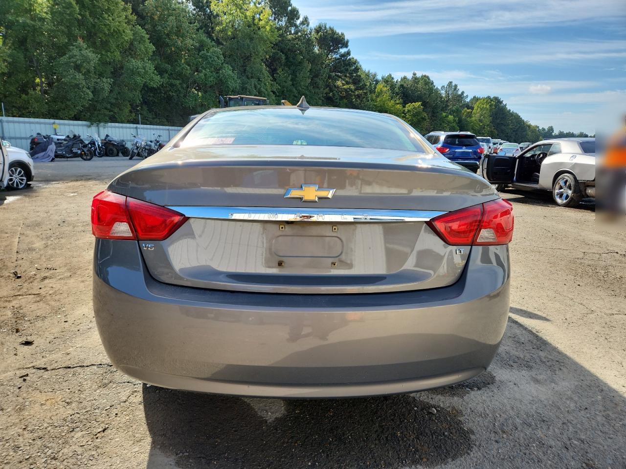 2018 Chevrolet Impala Lt VIN: 2G1105S38J9116393 Lot: 85308685