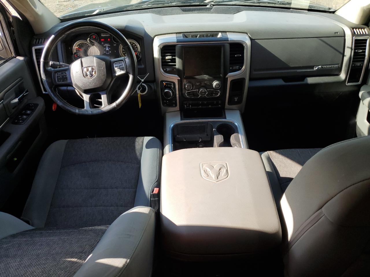 2016 Ram 1500 Slt VIN: 3C6RR7LT8GG275933 Lot: 84960605