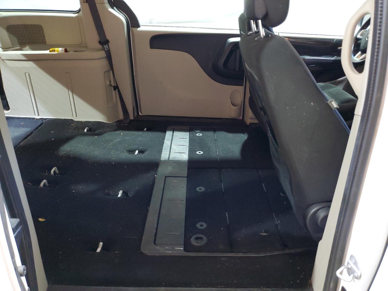 2015 Dodge Grand Caravan Se VIN: 2C4RDGBG0FR713784 Lot: 85282375