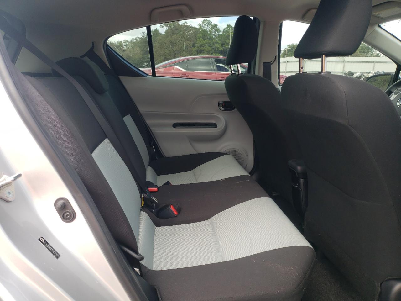 2014 Toyota Prius C VIN: JTDKDTB37E1059280 Lot: 85354175