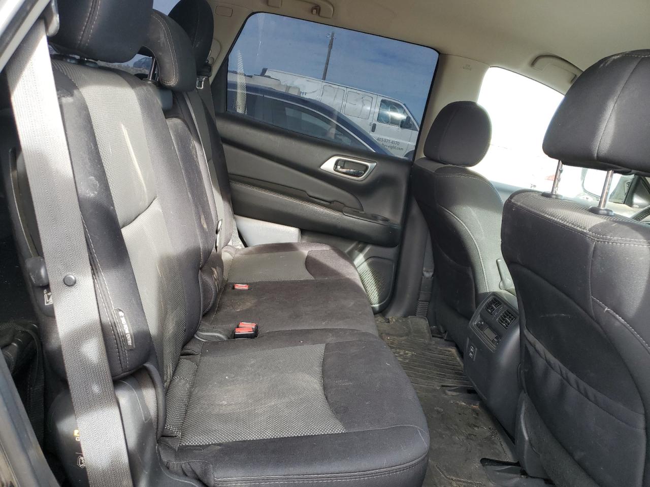 2018 Nissan Pathfinder S VIN: 5N1DR2MM7JC605290 Lot: 85890705